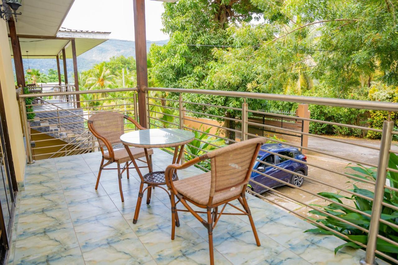 Green Park Beau Vallon  Exterior photo
